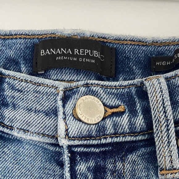 Banana Republic High Rise Wide Leg Jeans - Picture 5 of 13